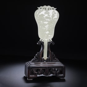 Chinese Qing Dynasty Hetian white jade fan-shaped ornaments