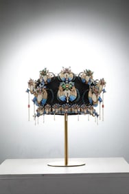 Chinese Qing Dynasty imperial hat crown inlaid with kingfisher feathers, pearls and gemstones