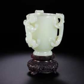 Chinese Qing Dynasty Hetian white jade cup with dragon pattern