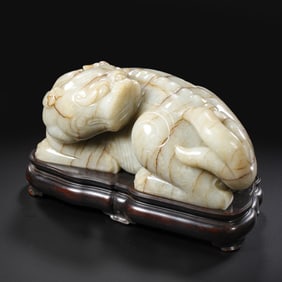 Chinese Qing Dynasty Hetian Jade Auspicious Beasts
