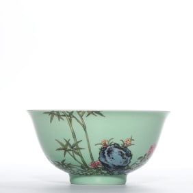 Chinese Qing Dynasty Yongzheng Period Famille Rose Flower Pattern Bowl