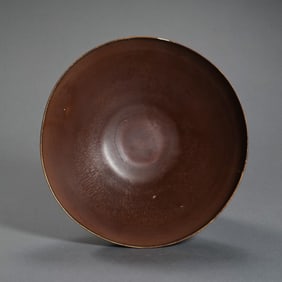 Chinese Song Dynasty red glaze flower mouth bowl