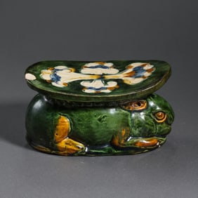 Chinese Tang Dynasty Tri-color Rabbit Pillow