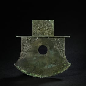 Chinese bronze artifacts from the Shang and Zhou dynasties