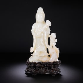 Chinese Qing Dynasty Hetian white jade standing Guanyin statue