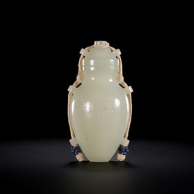 Chinese Qing Dynasty Hetian jade covered vase