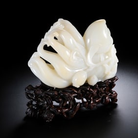 Chinese Qing Dynasty Hetian white jade Buddha's hand