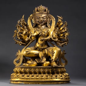 A Chinese gilt bronze statue of a seated Buddha from the Yongle period of the Ming Dynasty