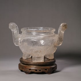 Chinese Qing Dynasty crystal tripod censer with two handles