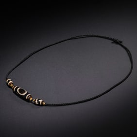 Pure Dzi Bead Necklace from the Tang Dynasty, China