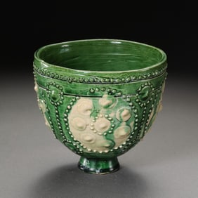 Chinese Sui Dynasty white-green glaze drum-nail-patterned chicken heart bowl