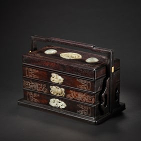 Chinese Qing Dynasty rosewood handle treasure chest