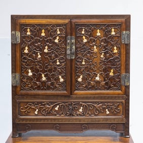 A pair of Chinese Qing Dynasty Huanghuali wood inlaid Hetian jade gourd cabinets