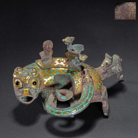 Chinese Warring States Period inlaid gold and silver beasts