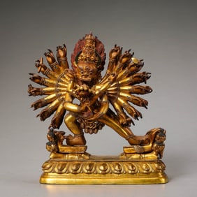 Chinese Ming Dynasty gilt bronze Buddha statue