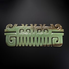 Hook-cloud jade pendant of Hongshan culture during the Hongshan period of China