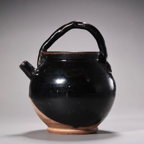 Chinese Northern Song Dynasty Cizhou kiln black glaze handle pot