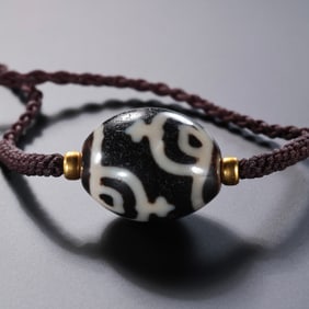 Pure Dzi Bead Necklace from the Tang Dynasty, China