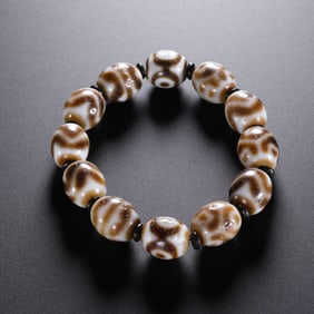 Pure Dzi Bead Bracelet from the Tang Dynasty of China