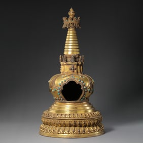 Chinese Qing Dynasty gilt bronze pagoda inlaid with turquoise