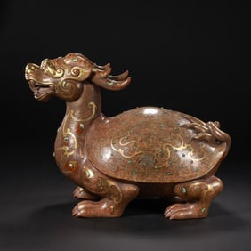 Auspicious beasts inlaid with gold and turquoise from the Han Dynasty, China