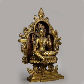 Chinese Qing Dynasty gilt bronze statue of a seated Buddha