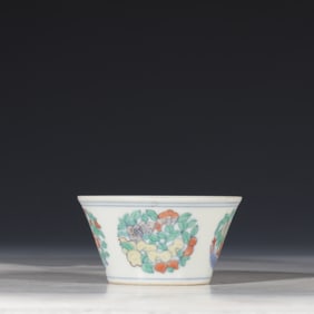 Chinese Ming Dynasty Chenghua period Doucai floral pattern chicken cup