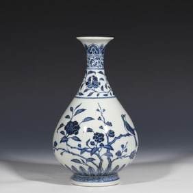 Blue and white jade vase with bird and flower pattern, Xuande period, Ming Dynasty, China
