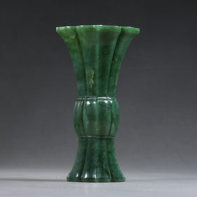 Chinese Qing Dynasty Hetian Jasper Flower Vase