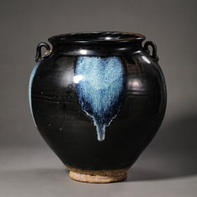 Chinese Tang Dynasty Lushan flower-glazed double-handled jar