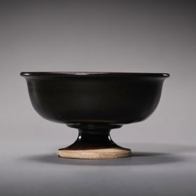 Chinese Tang Dynasty Gongxian kiln black glaze high-footed cup