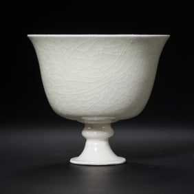 Chinese Tang Dynasty Gongxian kiln white porcelain high-footed cup