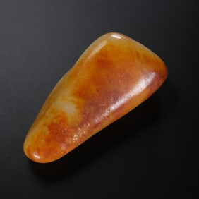 Chinese Qing Dynasty Hetian jade pebble raw stone