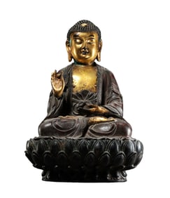 Gilt Bronze Seated Shakyamuni Buddha Statue from the Ming Dynasty, China