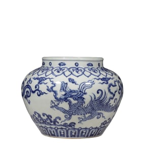 Chinese Yuan Dynasty Blue and White Dragon Pattern Jar