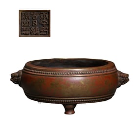 Chinese Ming Dynasty Double-Auspicious Beast Head Tripod Bronze Incense Burner