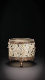 Chinese Han Dynasty inlaid gold three-legged jade censer