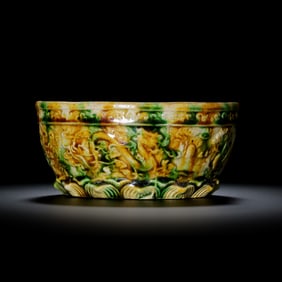 Chinese Tang Dynasty tricolor bowl