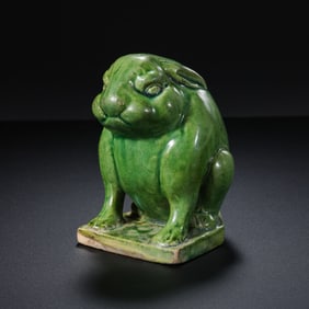 Chinese Tang Dynasty Green-Glazed Rabbit Vase