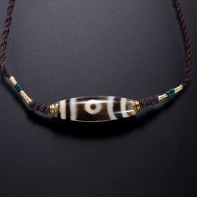 Pure Dzi Bead Necklace from the Tang Dynasty of China