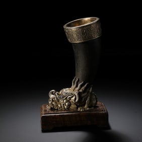 Dragon-head bronze cup from the Warring States and Han Dynasties in China