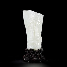 Chinese Qing Dynasty Hetian white jade exquisitely carved cup