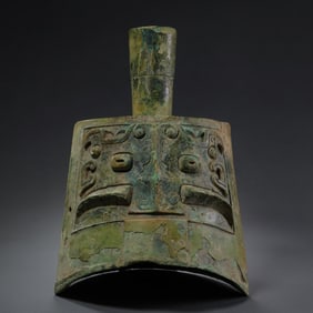 Bronze chime bells from the Shang and Zhou Dynasties in China