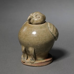 Bird-shaped water dropper from Xiangzhou kiln, Sui Dynasty, China