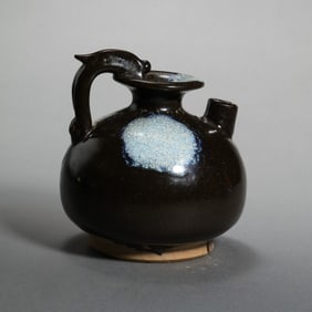 Chinese Tang Dynasty Lushan Flower Glazed Ewer