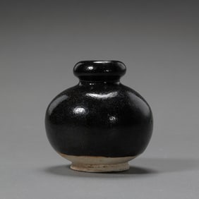 Black-glazed gourd-shaped bottle from Gongxian kiln, Tang Dynasty, China