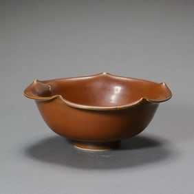 Chinese Northern Song Dynasty Red Glazed Flower-Shaped Cup