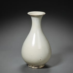 Northern Song Dynasty Cizhou Kiln White Glazed Jade Pot Spring Vase