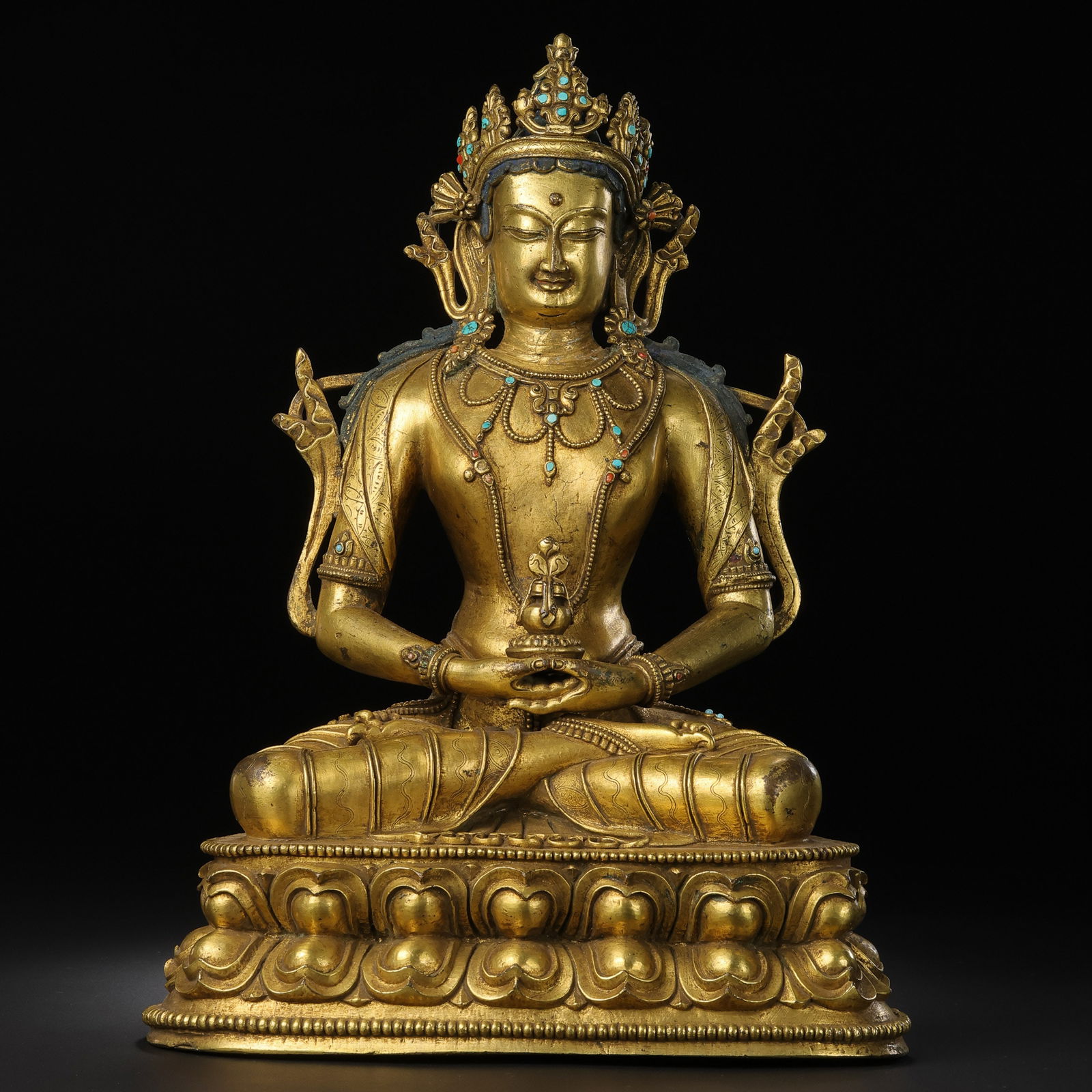 Chinese Qing Dynasty Gilt Bronze Seated Buddha Statue (1 of 12)