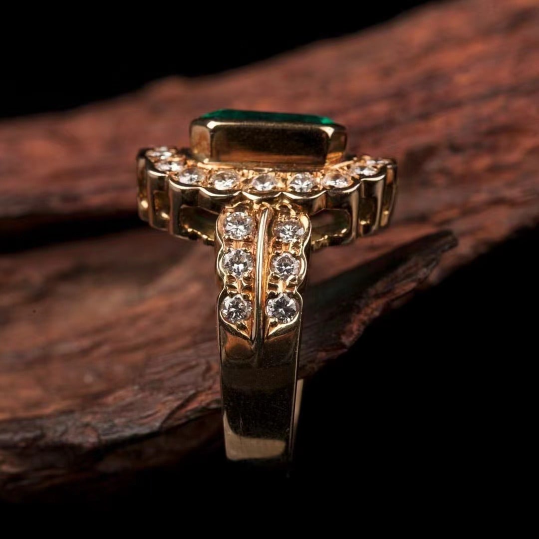 18k gold emerald ring - 7